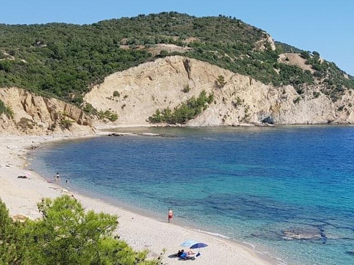 Fari Beach