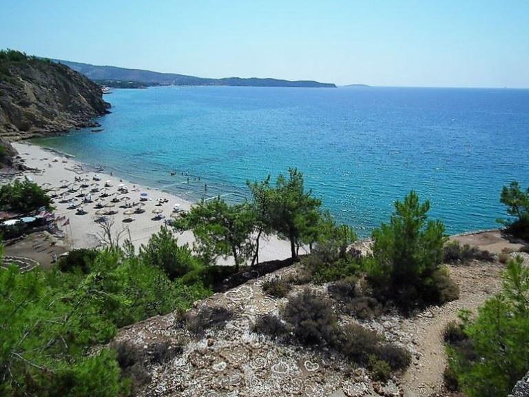 Metalia Beach